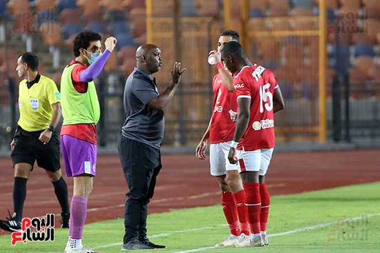  الأهلي وبيراميدز (4)