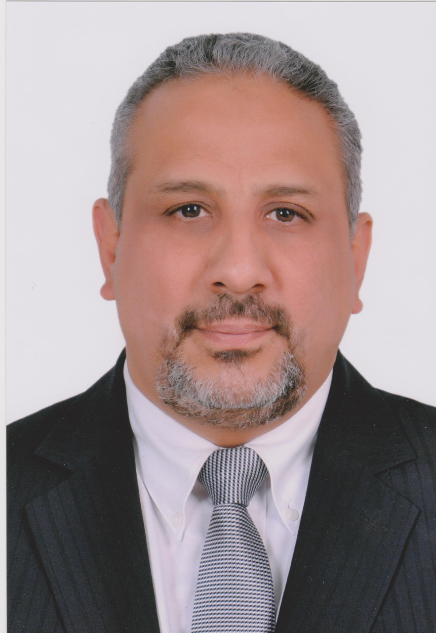 الدكتور أحمد راشد