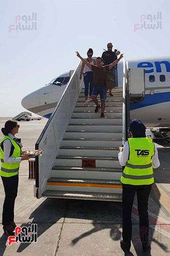 مطار شرم الشيخ الدولى يستقبل رحلة قادمة من بولندا (6)