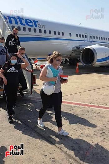 مطار شرم الشيخ الدولى يستقبل رحلة قادمة من بولندا (2)