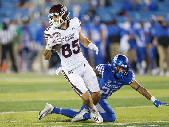 2020-10-11T013341Z_517915441_NOCID_RTRMADP_3_NCAA-FOOTBALL-MISSISSIPPI-STATE-AT-KENTUCKY