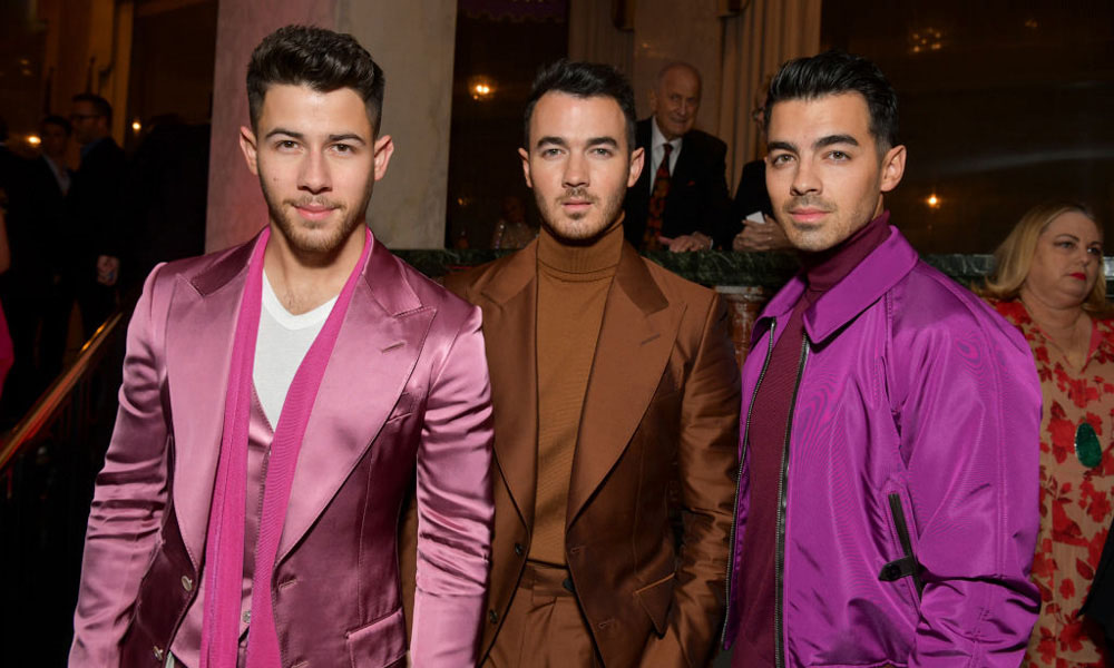 فريق The Jonas Brothers
