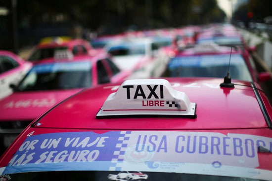 تاكسي في المكسيك