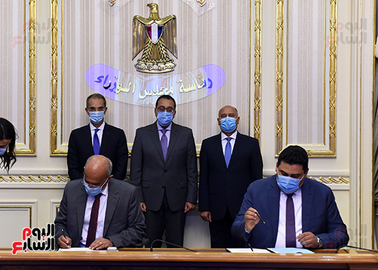 اتفاقية تسوية بين الهيئة العامة للطرق والكباري والشركة المصرية للاتصالات (7)