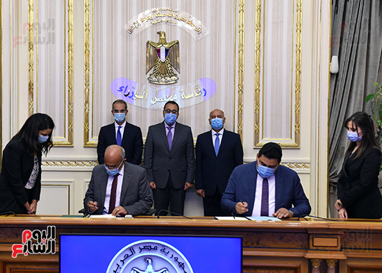 اتفاقية تسوية بين الهيئة العامة للطرق والكباري والشركة المصرية للاتصالات (6)