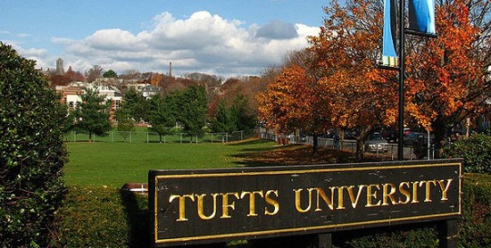 جامعة تافتس