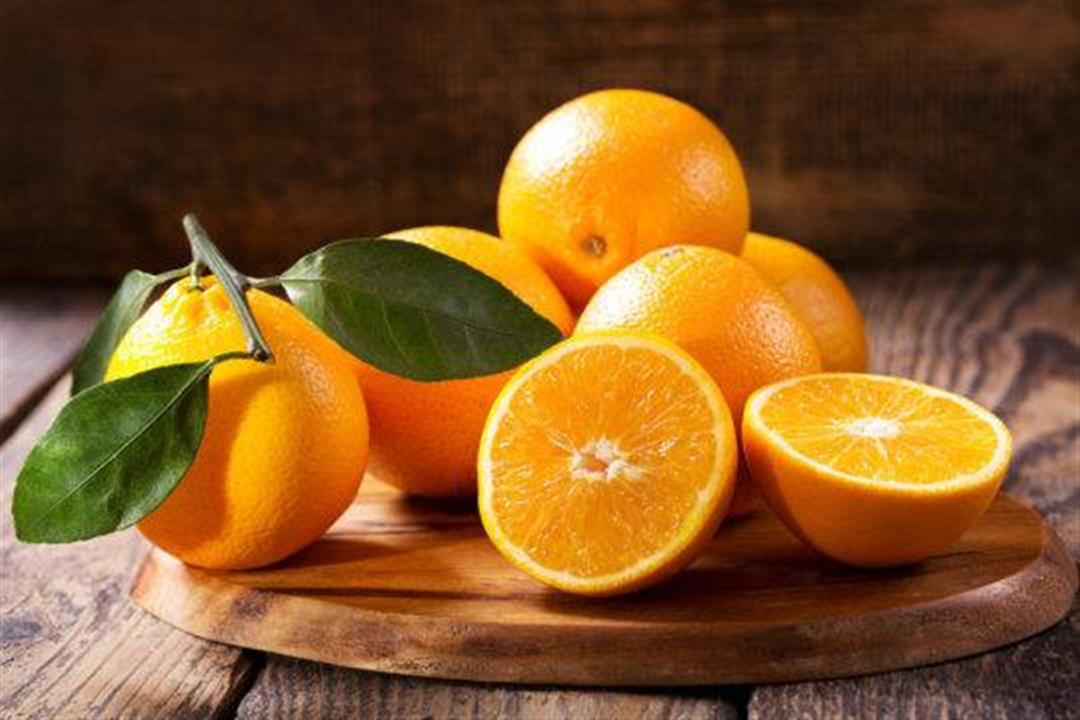 البرتقال يحتوى على فيتامين سى