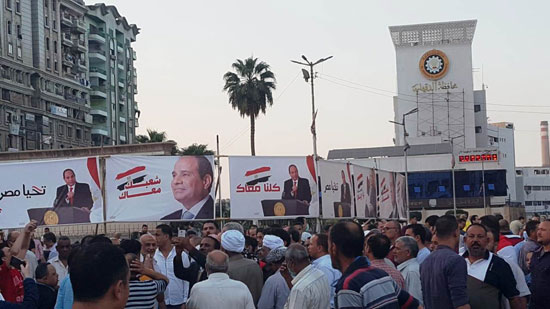 الآلاف يحتشدون بميدان الثورة (5)