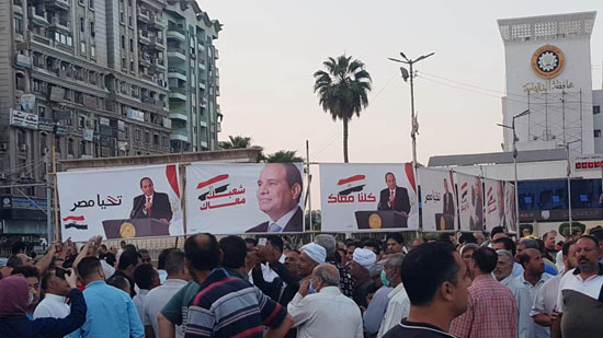 الآلاف يحتشدون بميدان الثورة (3)