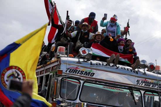 احتجاجات السكان الأصليين فى كولومبيا (5)