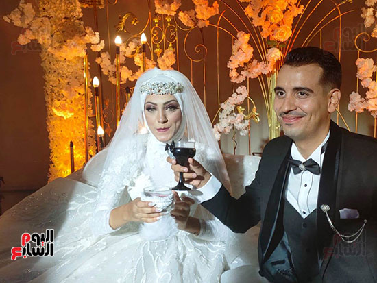 يحتفل الفنان  سليمان  عيد بعقد قران وزفاف نجلته سلمى (12)