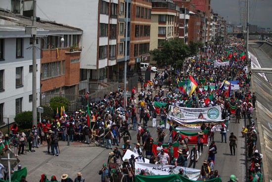 احتجاجات السكان الأصليين فى كولومبيا (3)