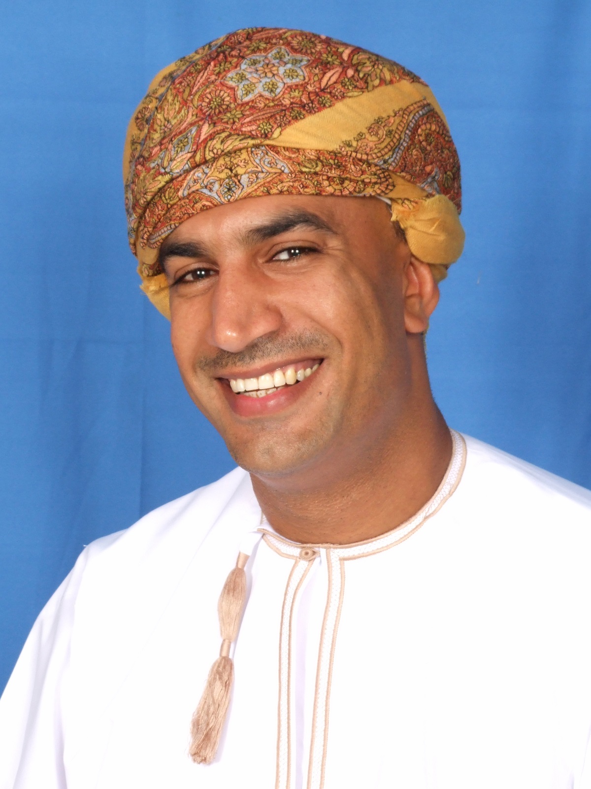 الكاتب والأكاديمي الدكتور سعيد السيابي