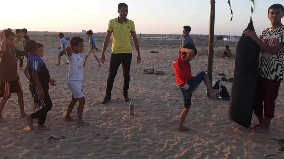 أبطال لعبة  الكونغ فو  فى ملاعب مدينة الشيخ زويد بشمال سيناء (19)