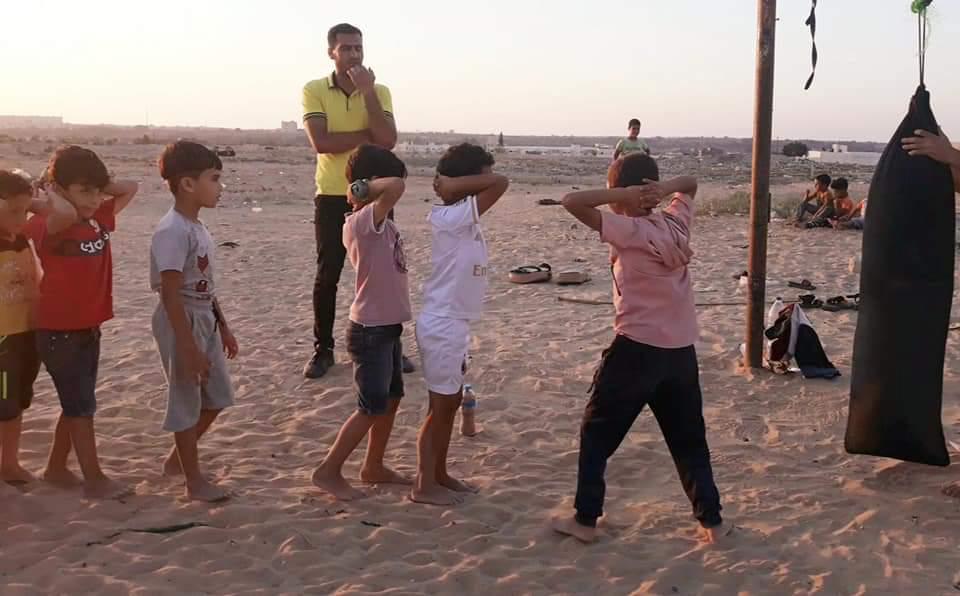 أبطال لعبة  الكونغ فو  فى ملاعب مدينة الشيخ زويد بشمال سيناء (16)