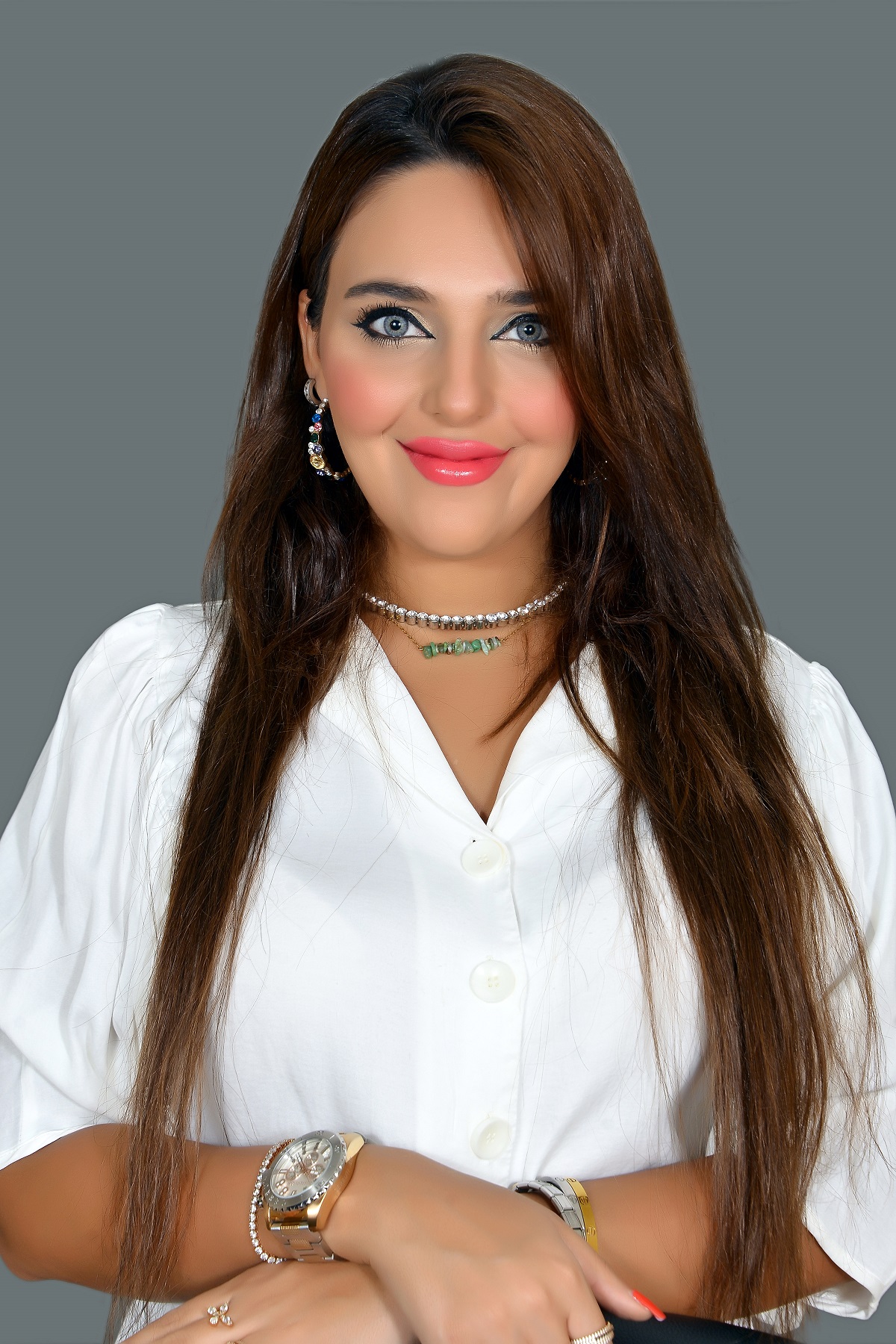 الكاتبة البحرينية دلال عبد الله  يوسف