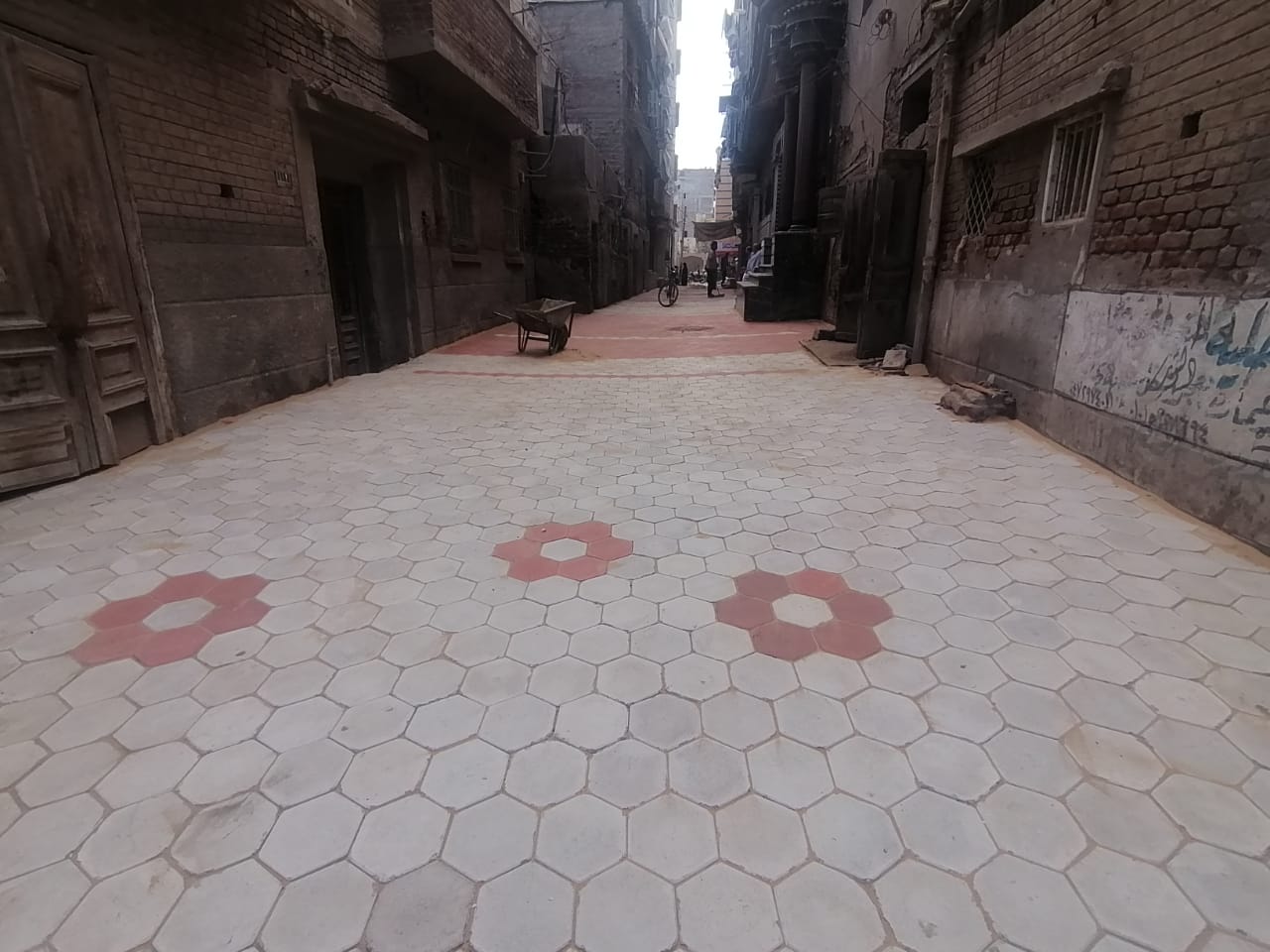 رصف وتركيب الإنترلوك بشوارع مدن محافظة كفر الشيخ  (11)