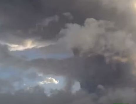 دخان ثوران بركان فى روسيا