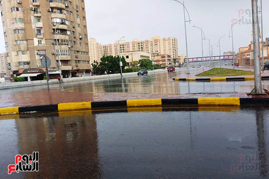 91129-هطول-أمطار-غزيرة-وسط-الإسكندرية--(14)