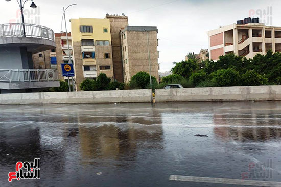 96961-هطول-أمطار-غزيرة-وسط-الإسكندرية--(9)