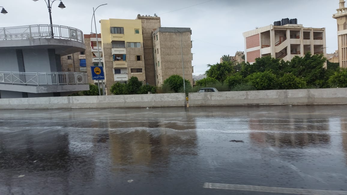 هطول أمطار غزيرة وسط الإسكندرية  (9)