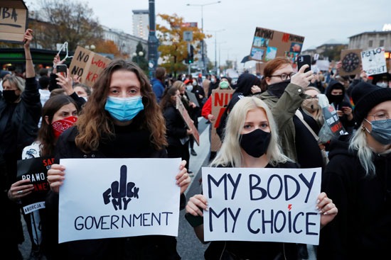 مظاهرات ضد منع الاجهاض