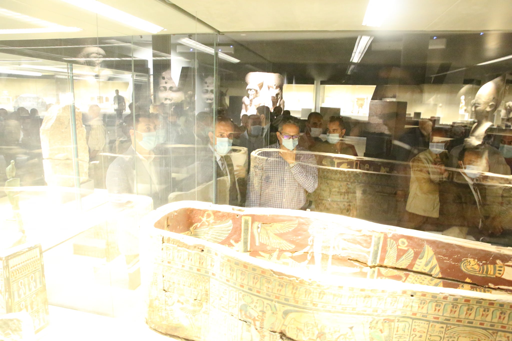 وزير السياحة واللواء جمال نور الدين يتفقدون متحف كفر الشيخ (15)
