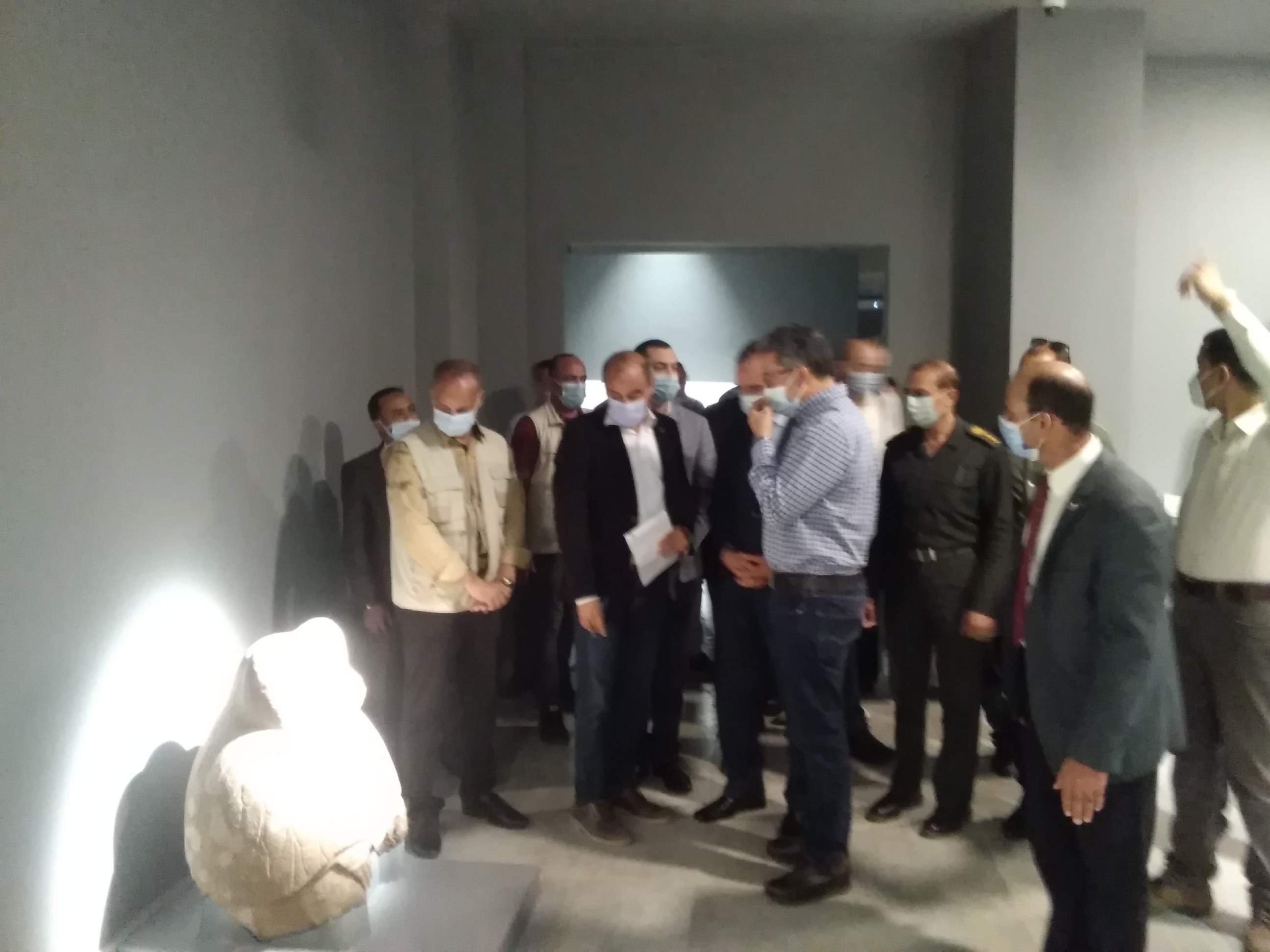 وزير السياحة واللواء جمال نور الدين يتفقدون متحف كفر الشيخ (5)