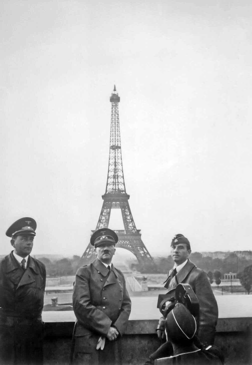 هتلر والبرج