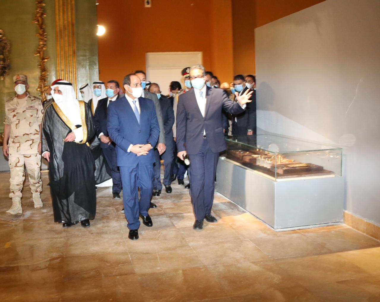 الرئيس السيسى يفتتح جامعة الملك سلمان بشرم الشيخ ومشروعات تنموية (4)