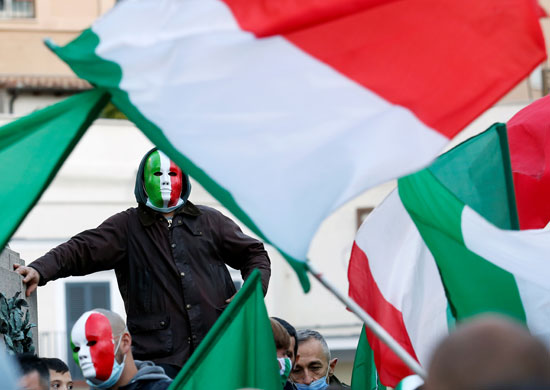 مظاهرات إيطاليا (2)