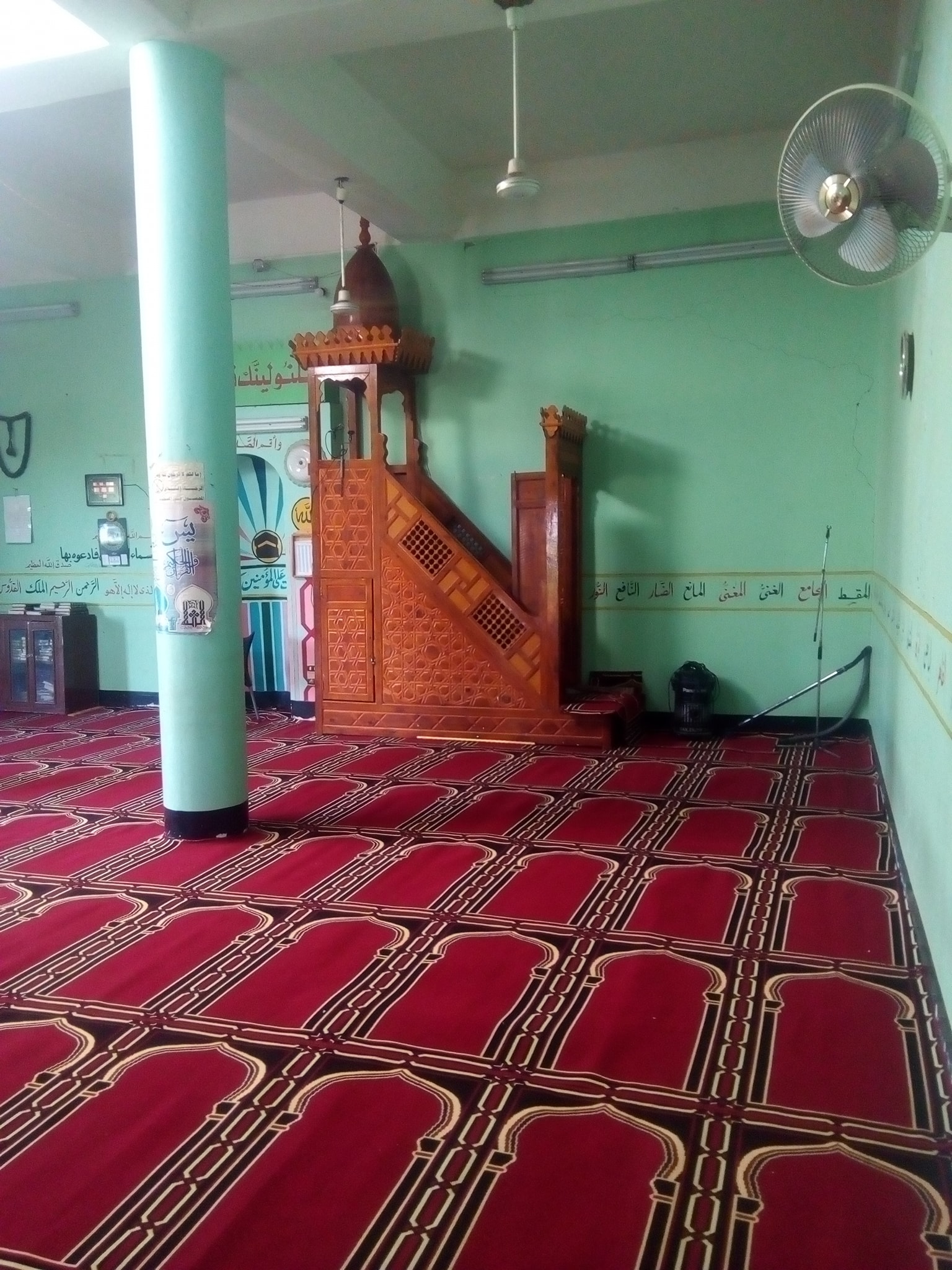 أوقاف الأقصر تنتهى من فرش مسجد التقوى بنجع علوان بالطود (3)