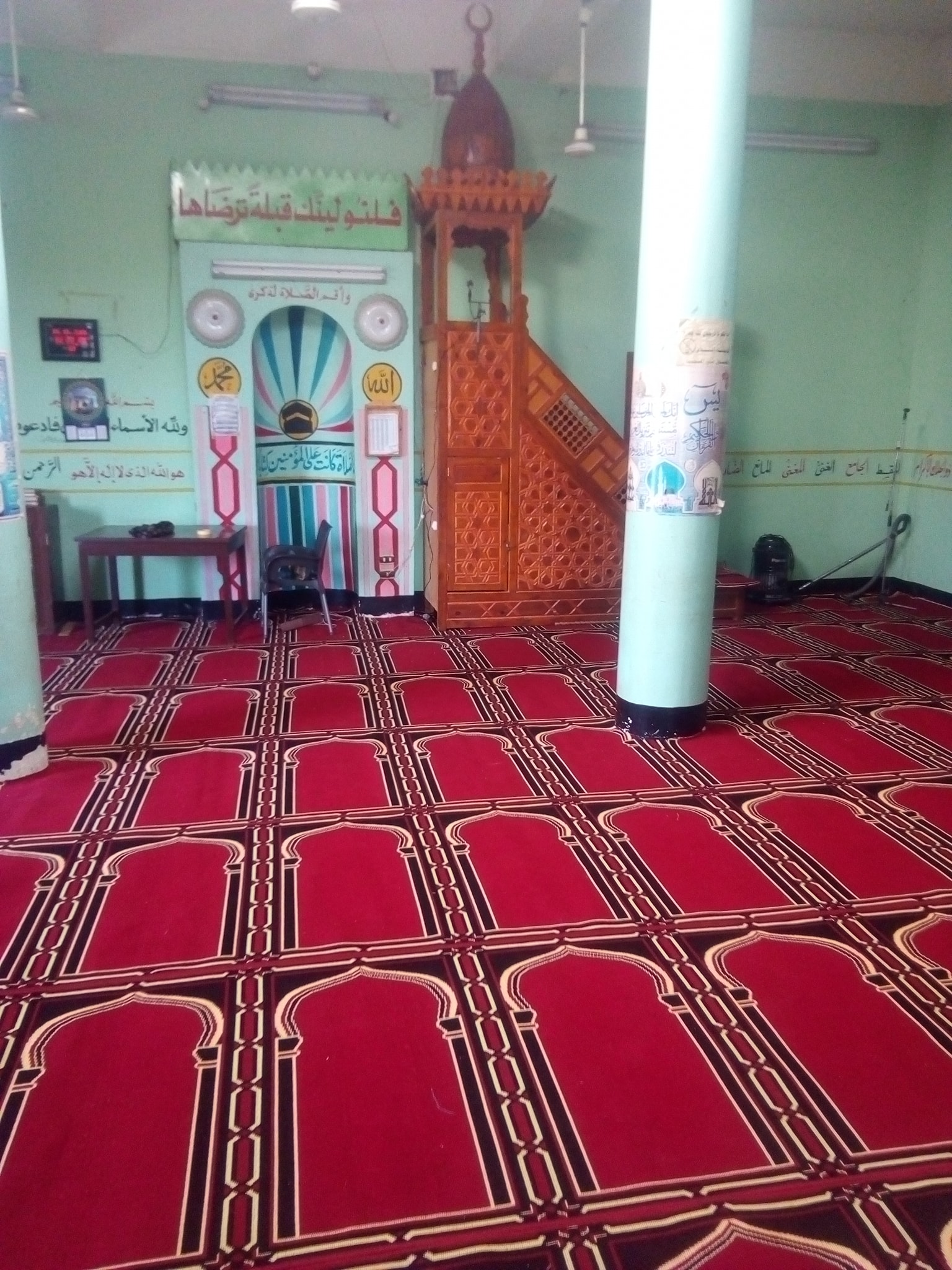أوقاف الأقصر تنتهى من فرش مسجد التقوى بنجع علوان بالطود (1)