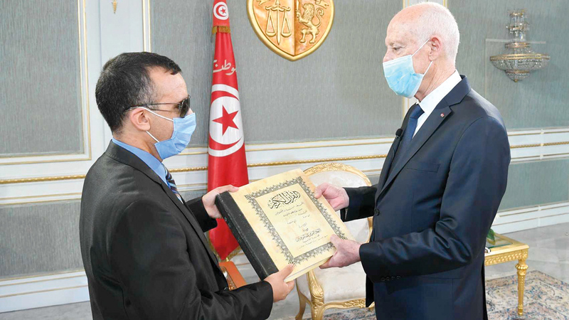 وليد الزيدى مع الرئيس التونسى