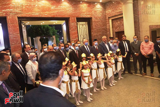 وزير الزراعة يفتتح برنامج مسرح طنطا احتفالاً بالعيد القومى لمحافظة الغربية (2)