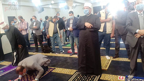 وزير الأوقاف يفتتح مسجد الشهيد مصطفى أحمد بمحور المحمودية بالإسكندرية (1)