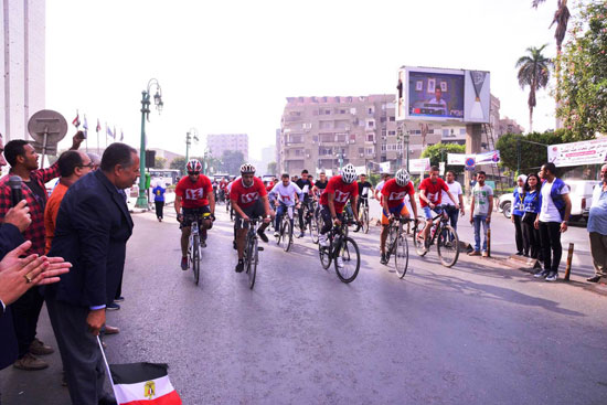 انطلاق ماراثون الدراجات بمناسبة احتفالات نصر أكتوبر بأسيوط (7)