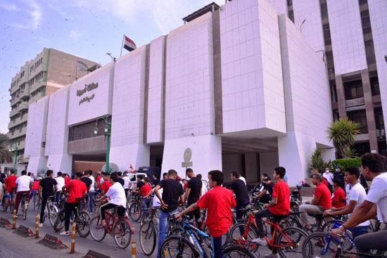 انطلاق ماراثون الدراجات بمناسبة احتفالات نصر أكتوبر بأسيوط (1)