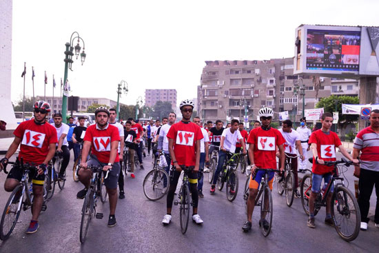 انطلاق ماراثون الدراجات بمناسبة احتفالات نصر أكتوبر بأسيوط (4)