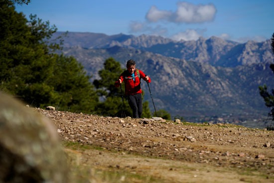 يتمنى سوريا أن يصبح أول متسلق يصل إلى أعلى 14 قمة جبل