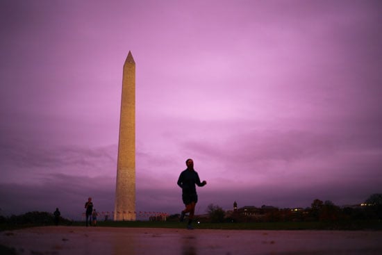 الجرى بجوار نصب واشنطن التذكارى