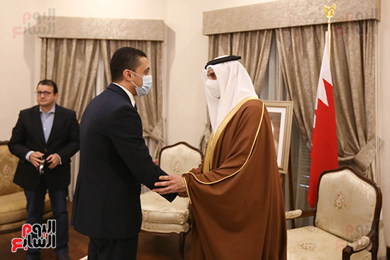 سفارة-البحرين-بالقاهرة-تستقبل-المعزيين-فى-وفاة-الأمير-خليفة-بن-سلمان-(1)