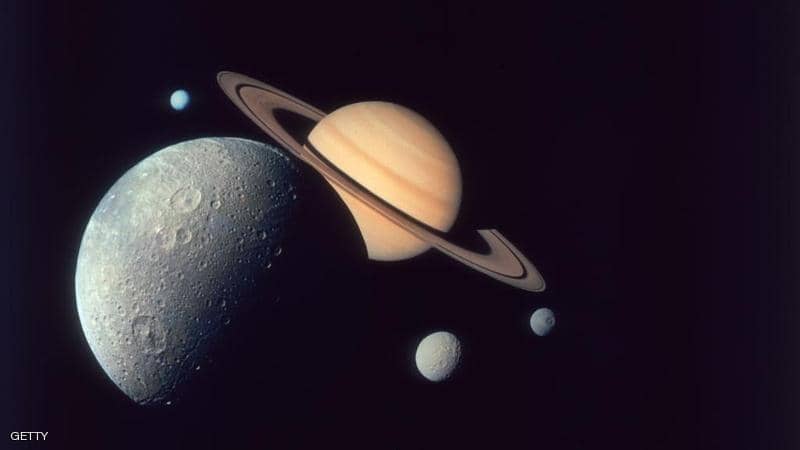 كوكب زحل وأقماره - أرشيفية