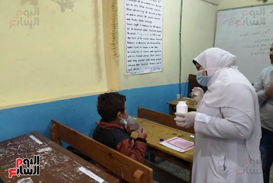 الحملة القومية لتطعيم تلاميذ المدارس بالمحافظات (2)