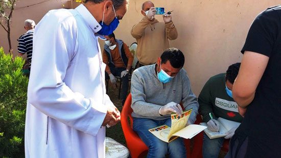اهتمام طبى كبير داخل قرية محمد صلاح بعد إصابته بكورونا (24)