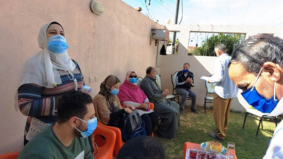 اهتمام طبى كبير داخل قرية محمد صلاح بعد إصابته بكورونا (5)