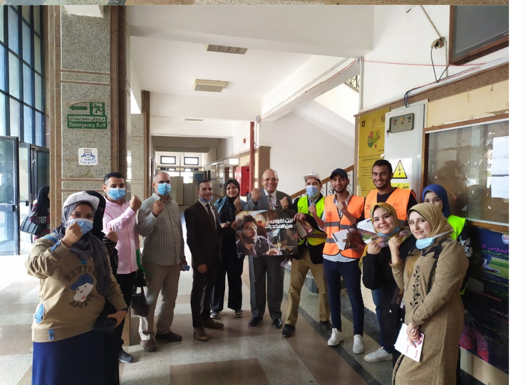صندوق مكافحة الإدمان يزور كليات ووحدات جامعة مدينة السادات (11)