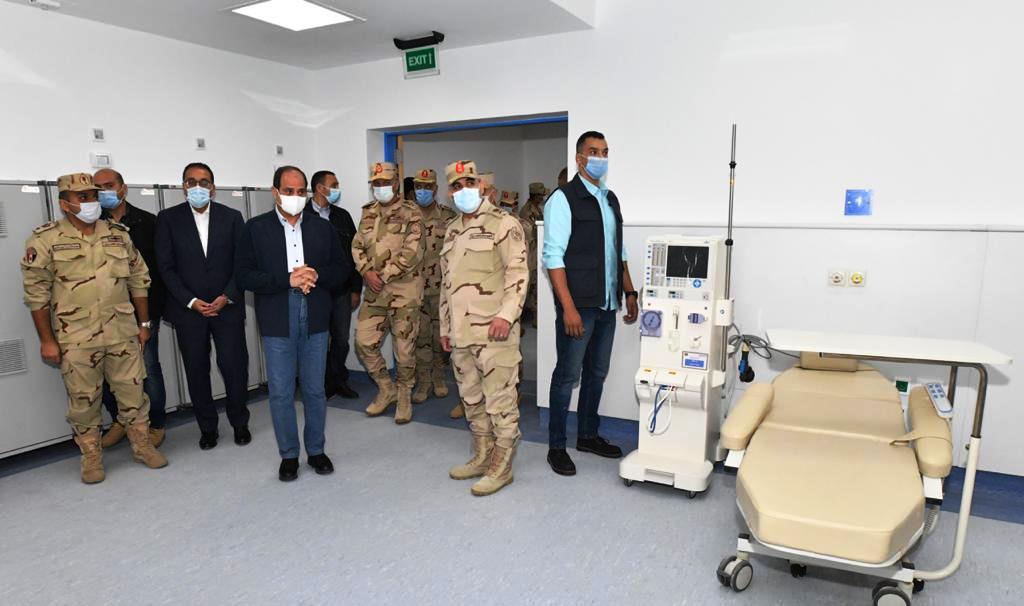 الرئيس السيسي يتفقد أحد مستشفيات العاصمة الإدارية الجديدة