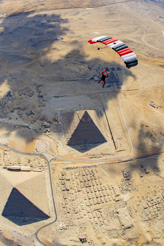 علم مصر من السماء