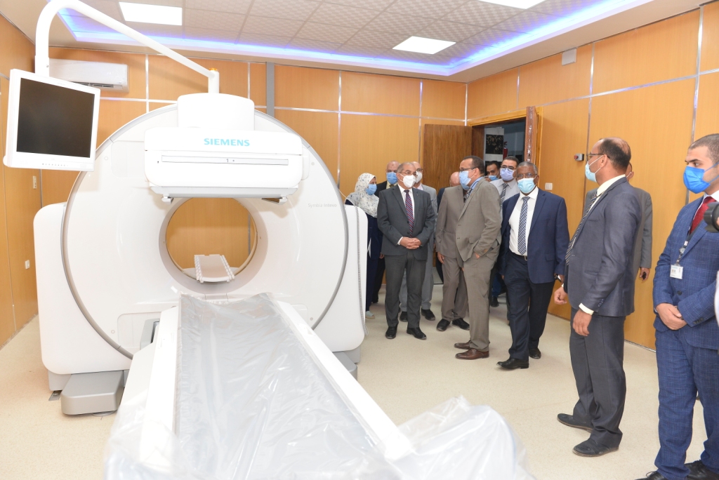 افتتاحات جديدة بمستشفيات أسيوط الجامعية لدعم مرضى الأورام  (11)